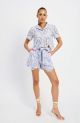 EN SAISON SCALLOP HEM INTEGRATED BELTED SHORTS